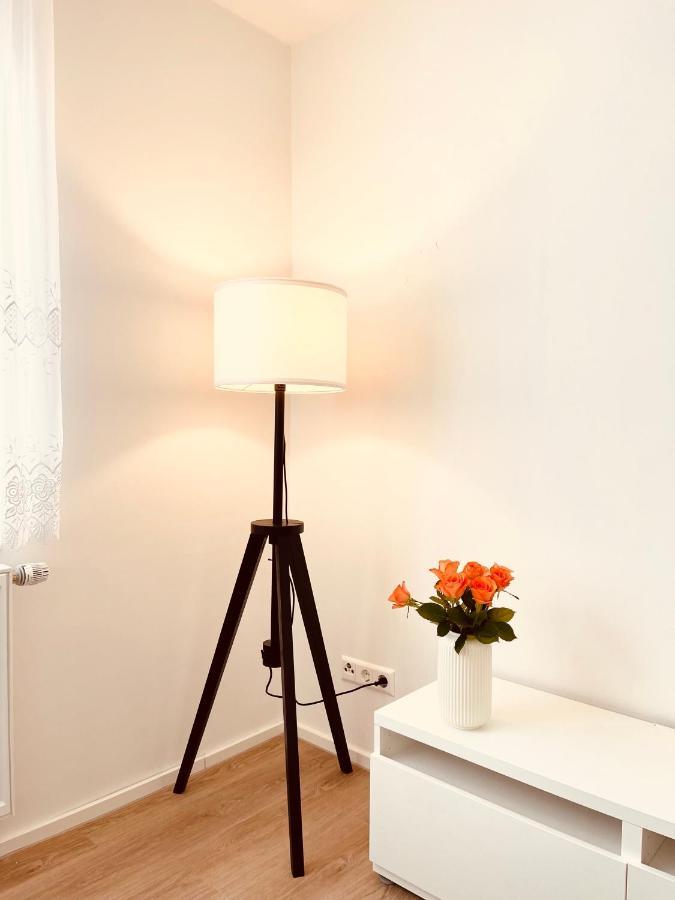Frisch Renoviertes Und Charmantes Apartment Stoccarda Esterno foto